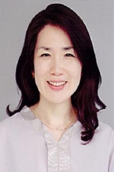 정재희 부교수